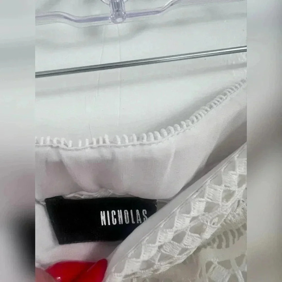 Nicholas Diamond Lace Off Shoulder Top Size 6 - Picture 4 of 5